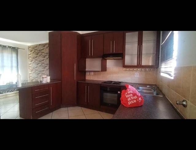 3 BEDROOM PROPERTY TO RENT IN GROBLERPARK EXT